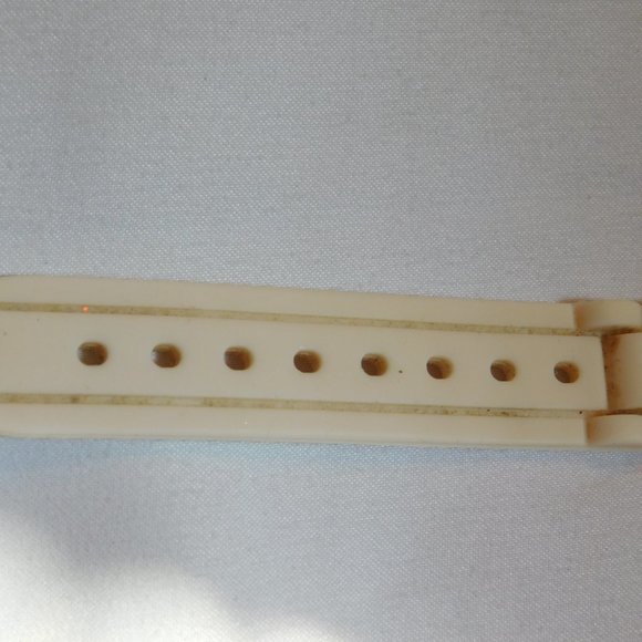Vintage White Rubber Bling Watch - Picture 3 of 5